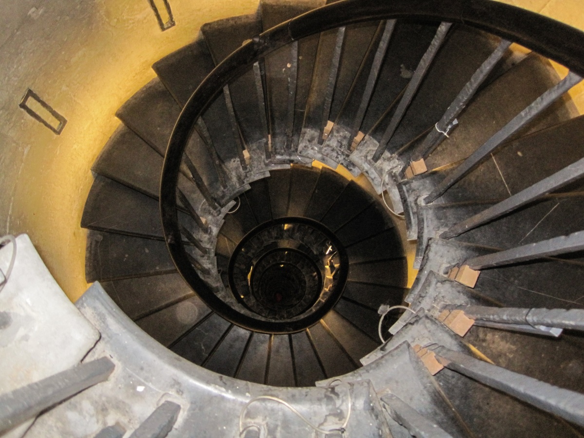Only 311 stairs… climbing The Monument