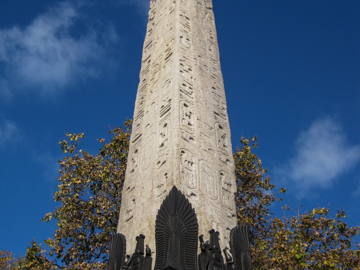 Cleopatra’s Needle | How an Egyptian obelisk ended up by the Thames… and why isn’t it Thutmose’s Needle?