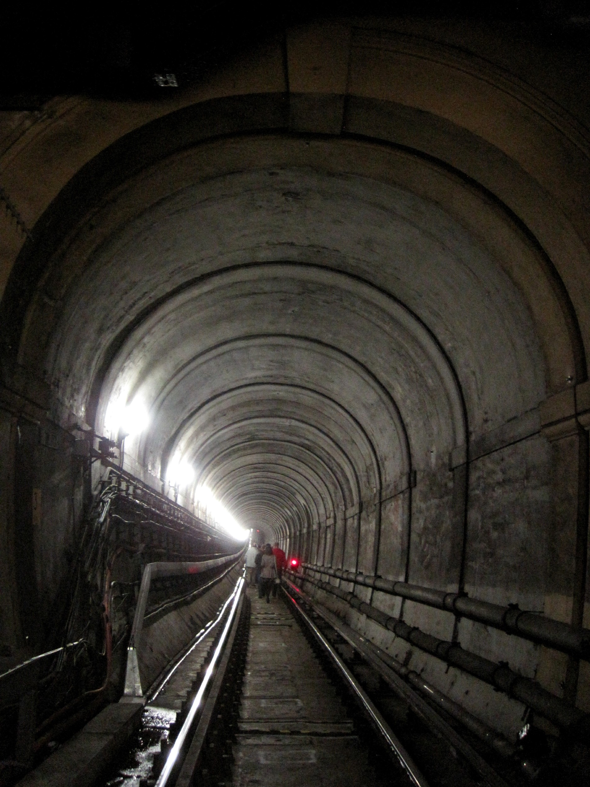 london bridge tunnel tour